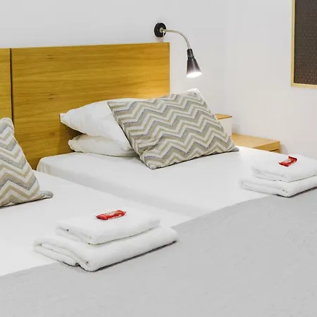 The Colony Oporto