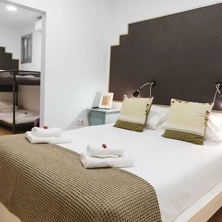 Bed and Breakfast The Colony Πόρτο